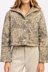 Women’s Woodland Camo Print Puffer Cropped Jacket | Zarnesh